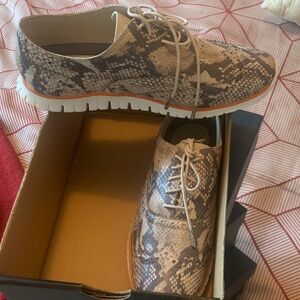 Cole Haan Snakeskin Pattern Oxfords in Beige and Gray